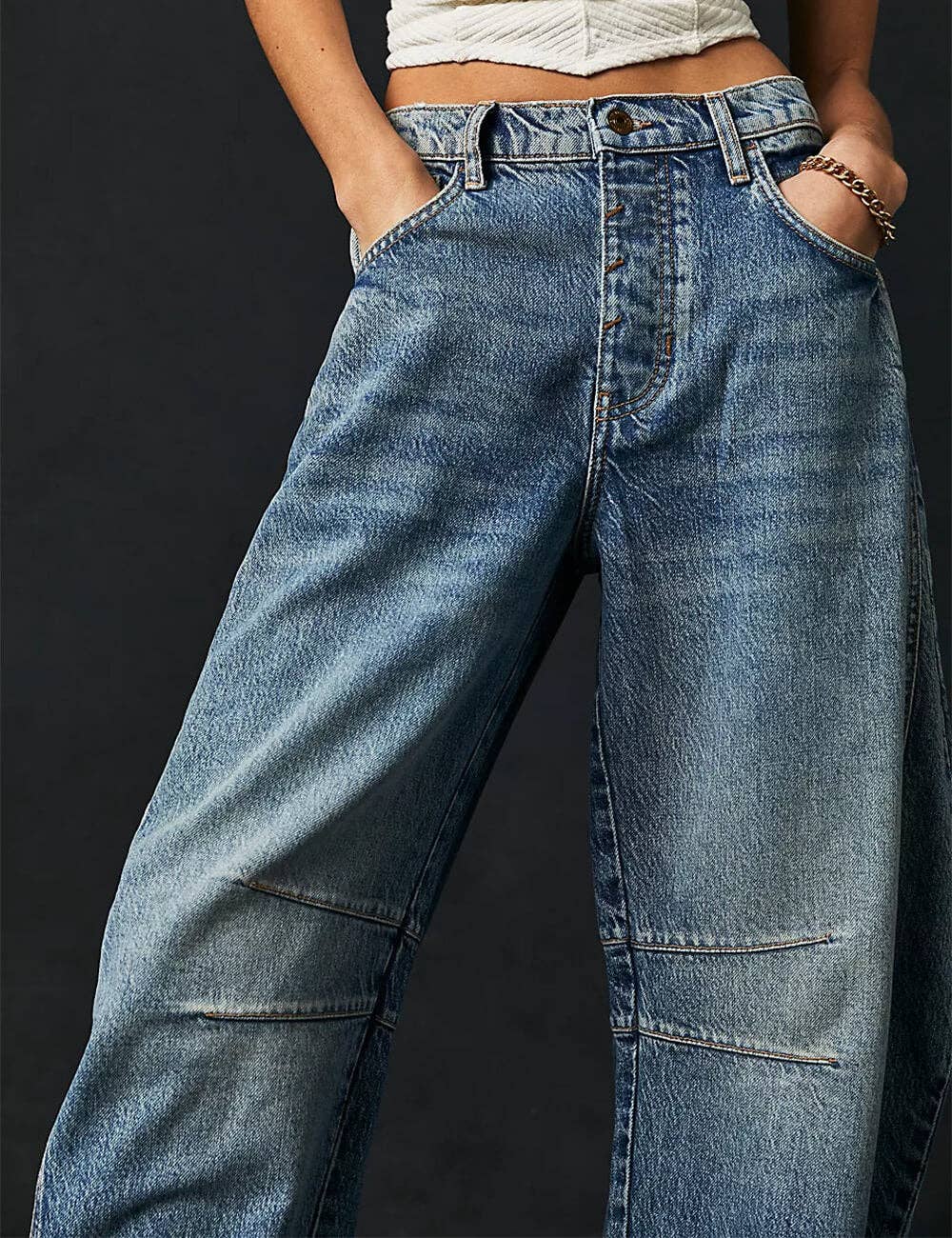 Mid Rise Wide Leg Barrel Jeans