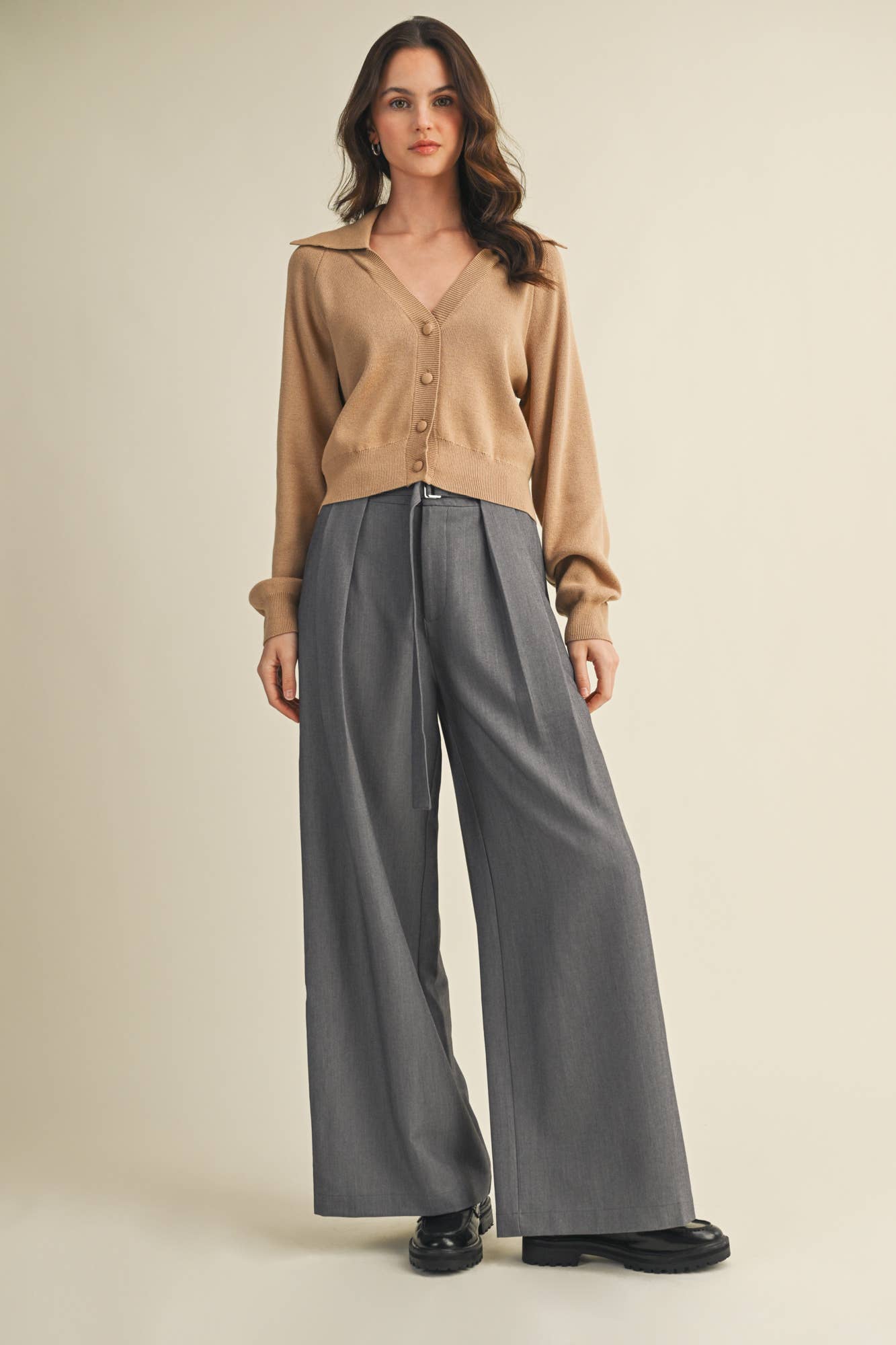 Wide Collar Cardigan