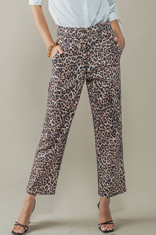 Cropped Leopard Cargo Pants