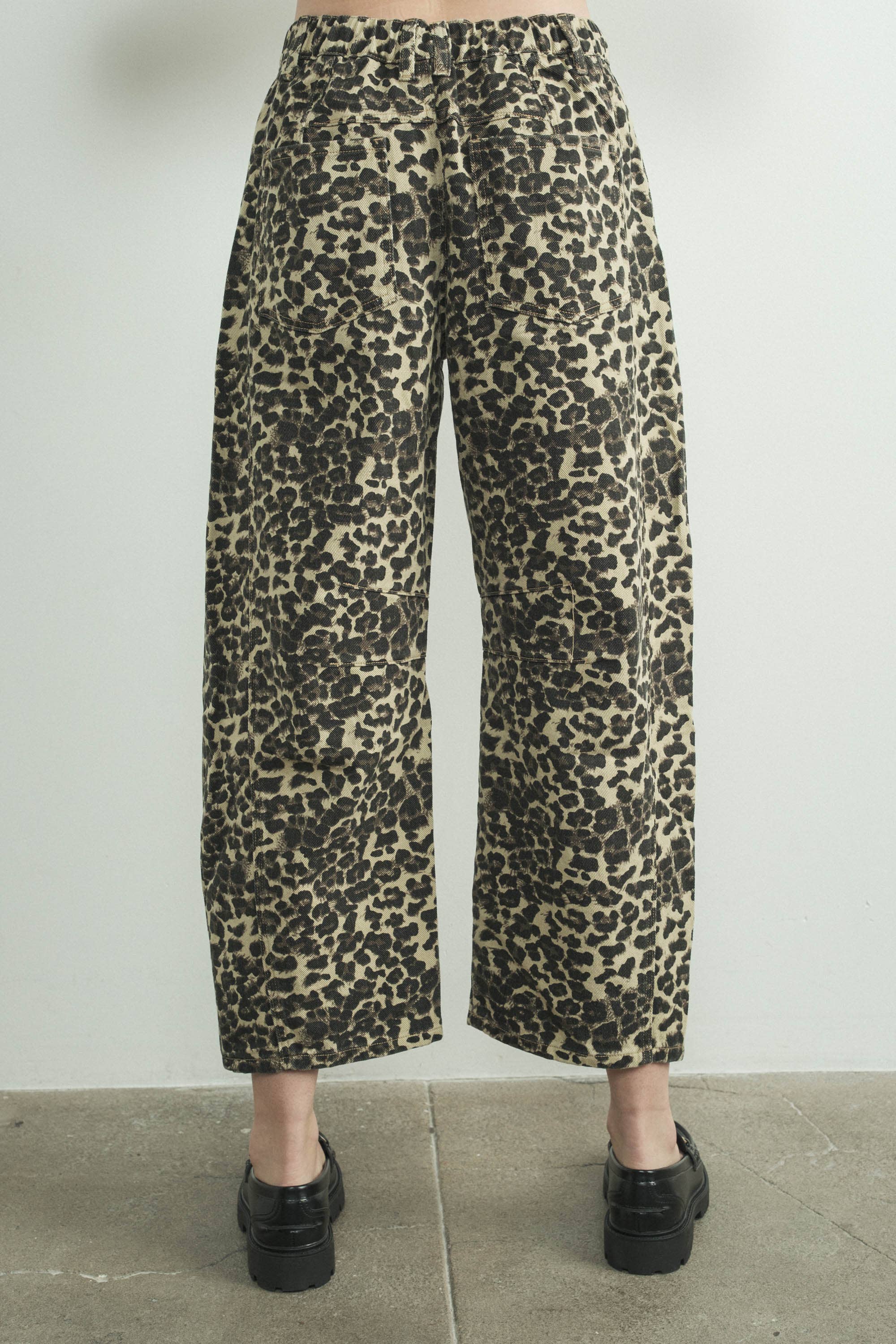 Leopard Barrel Jeans