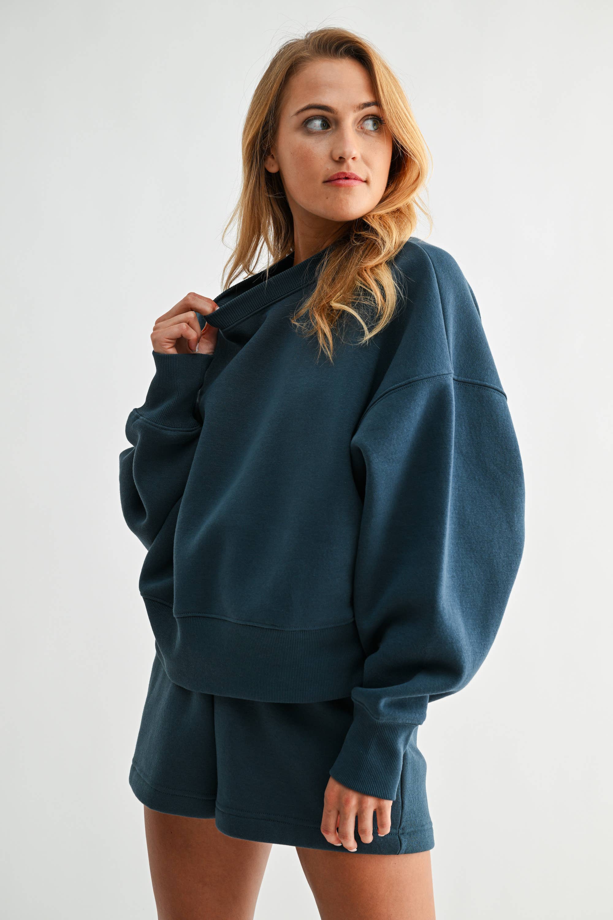 Balloon Sleeve Fleece Crewneck