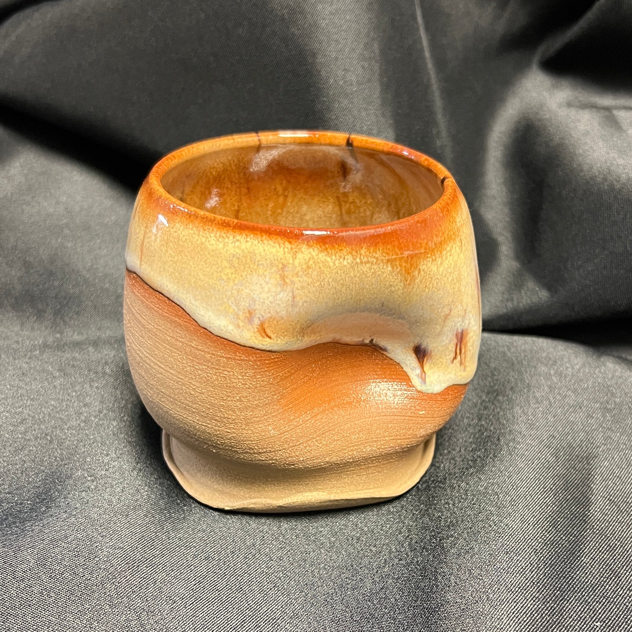 Spotted Thumb Cups