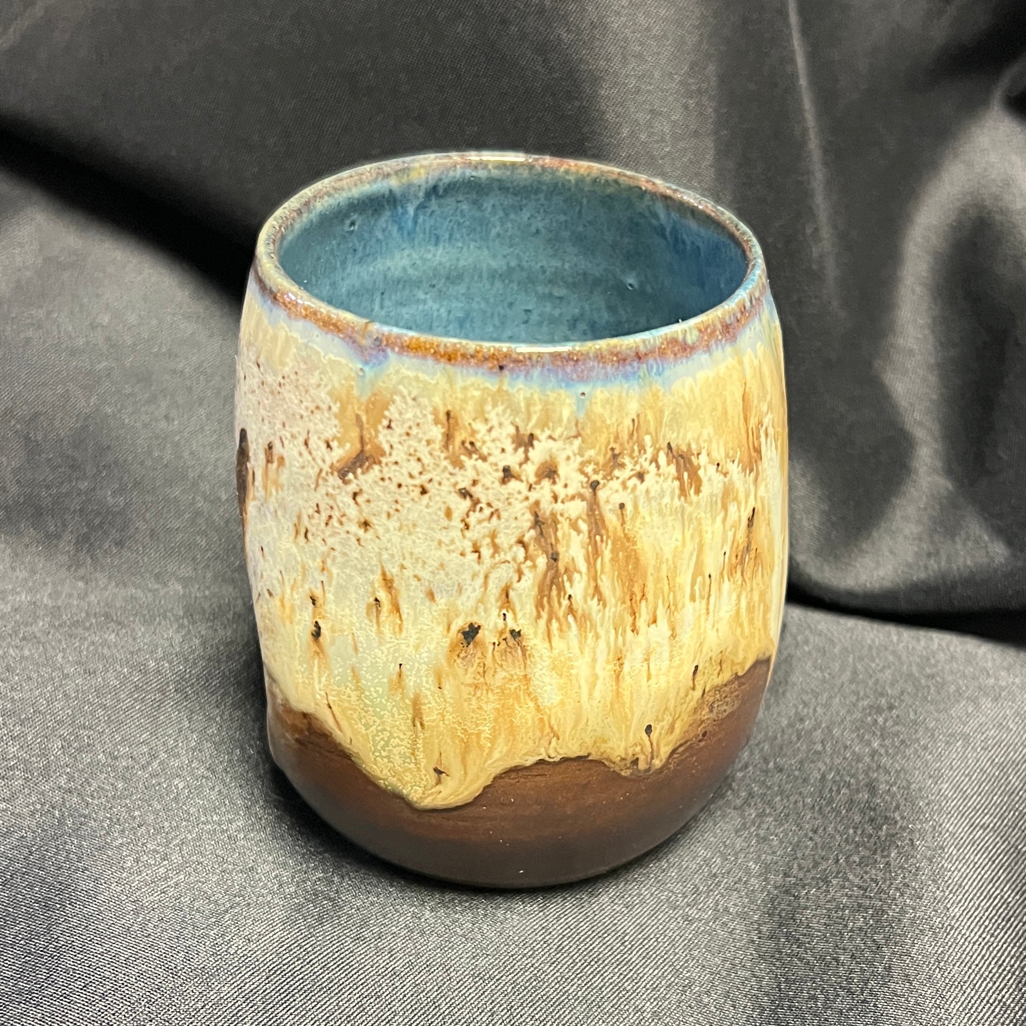 Speckle Thumb Cups