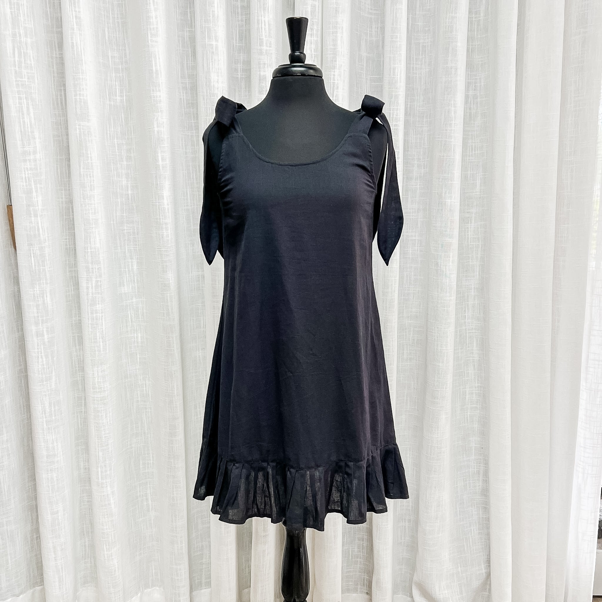 La Lou One Size Tie Midi Dress