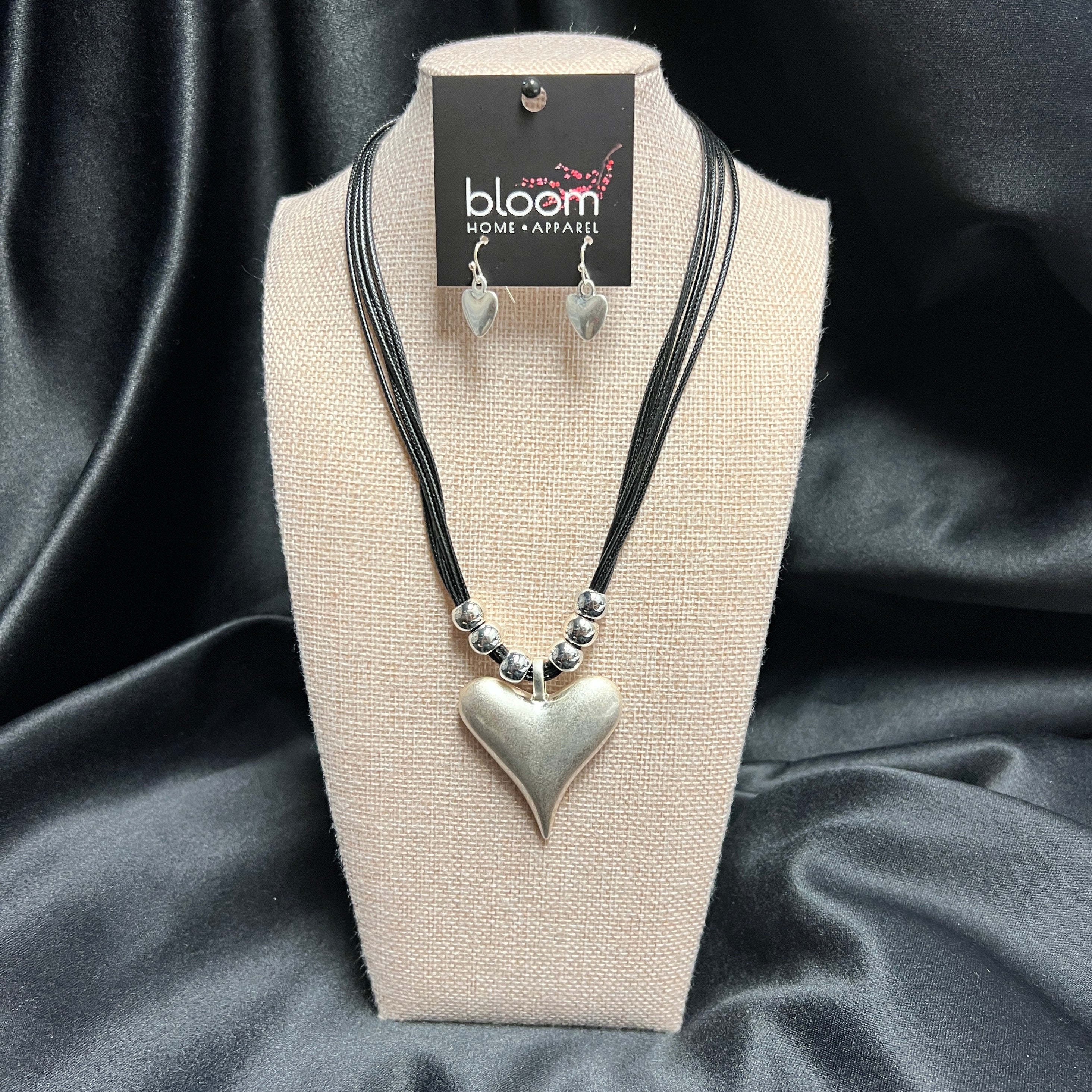 Puff Heart Necklace