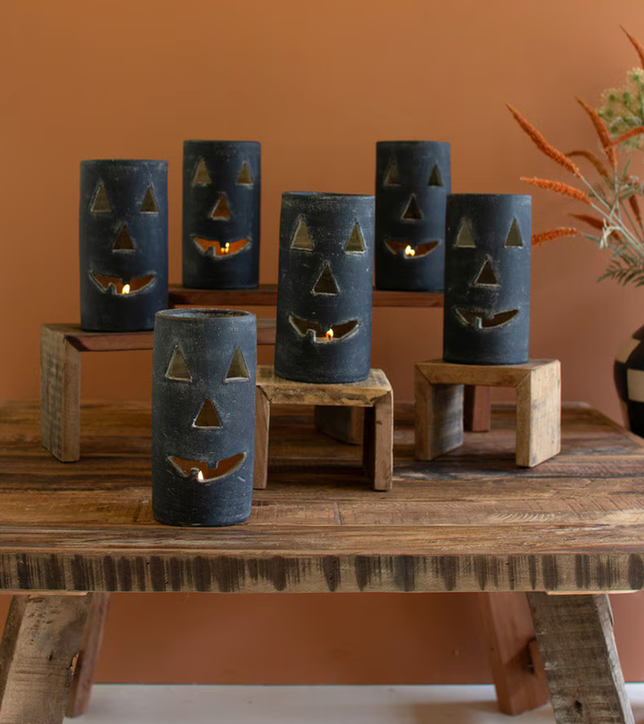 Tall Jack-o-Lanterns