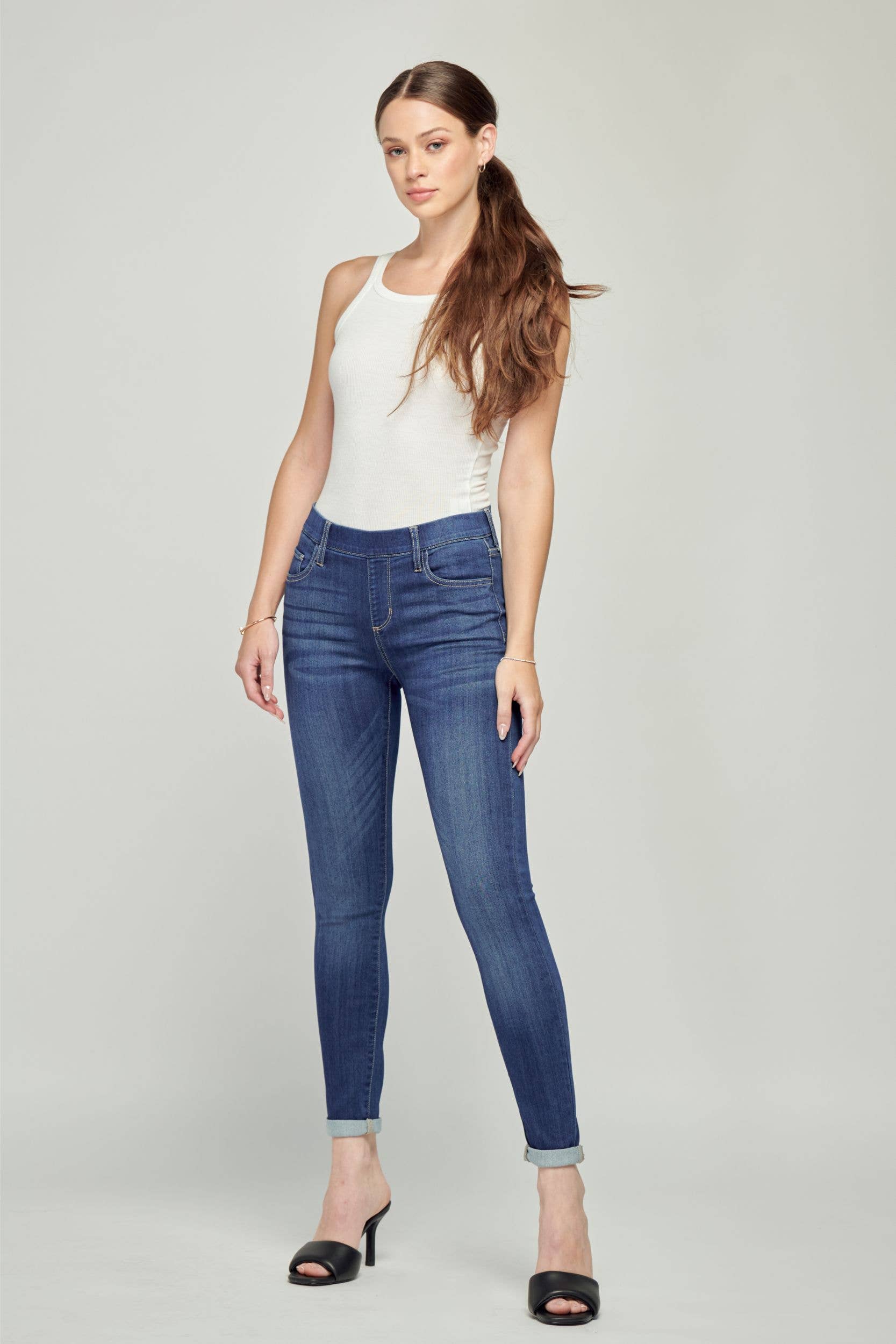 Mid Rise Pull-On Skinny