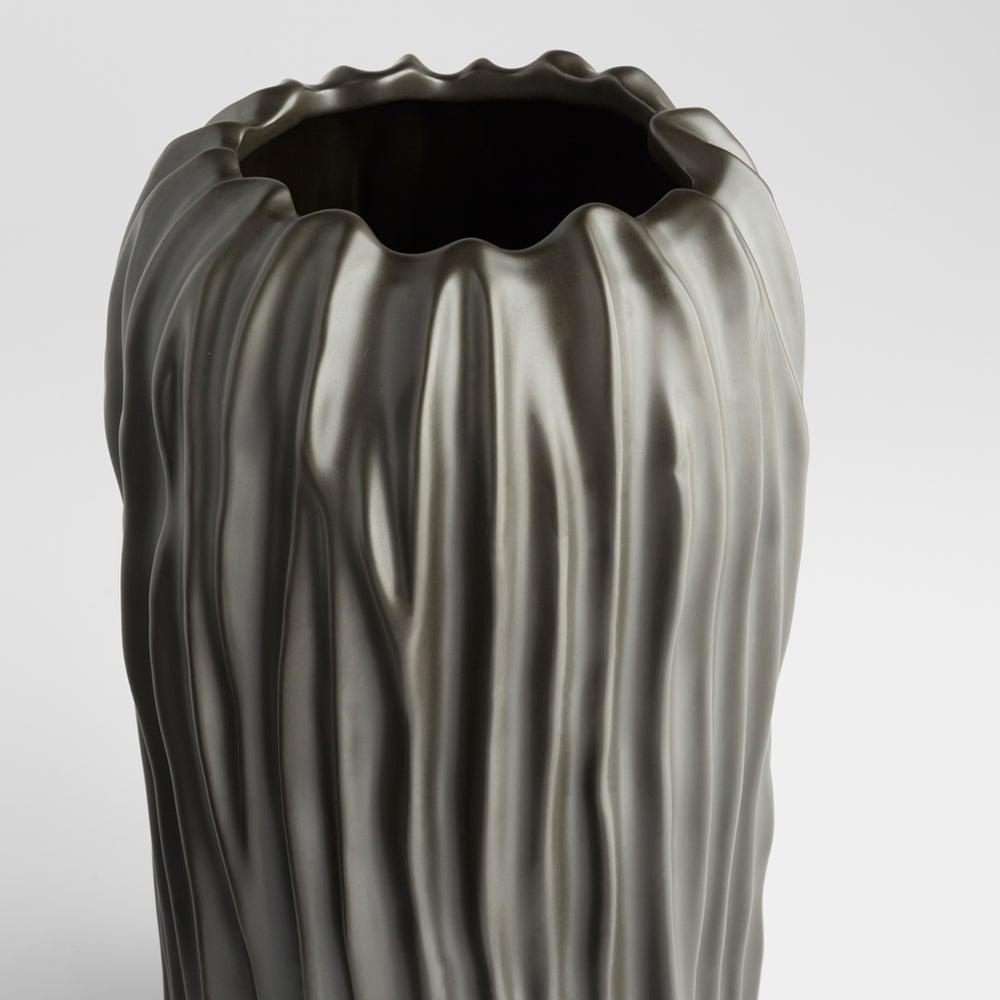 Abyssus Vases