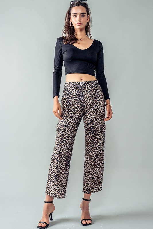 Cropped Leopard Cargo Pants