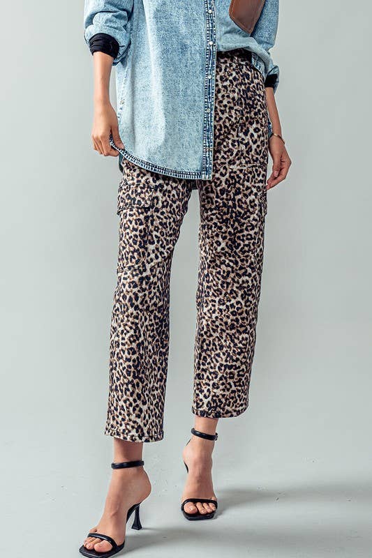 Cropped Leopard Cargo Pants