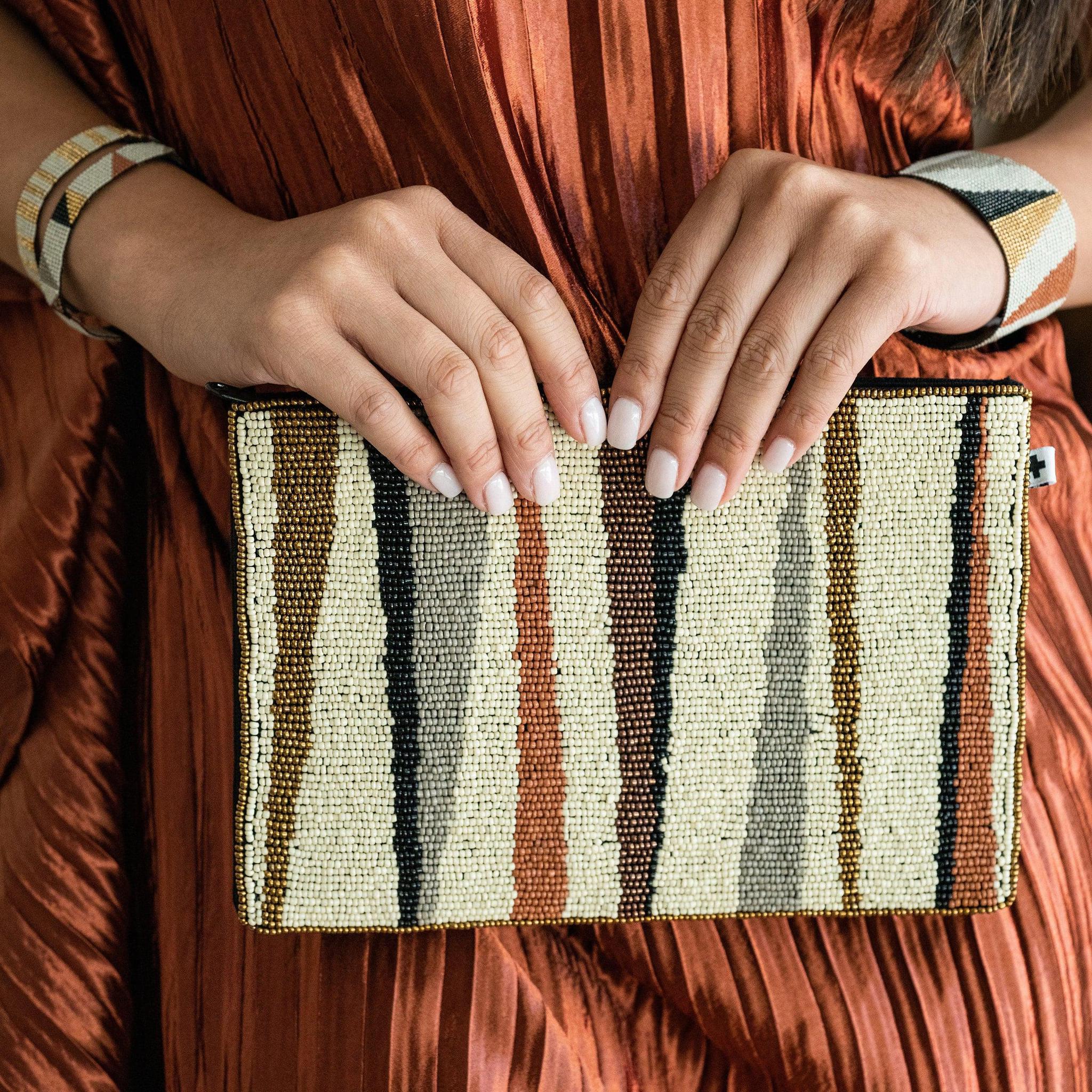 Ivory Bronze Grey Side Angles Clutch