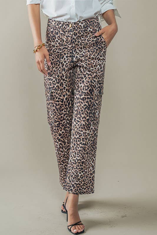 Cropped Leopard Cargo Pants