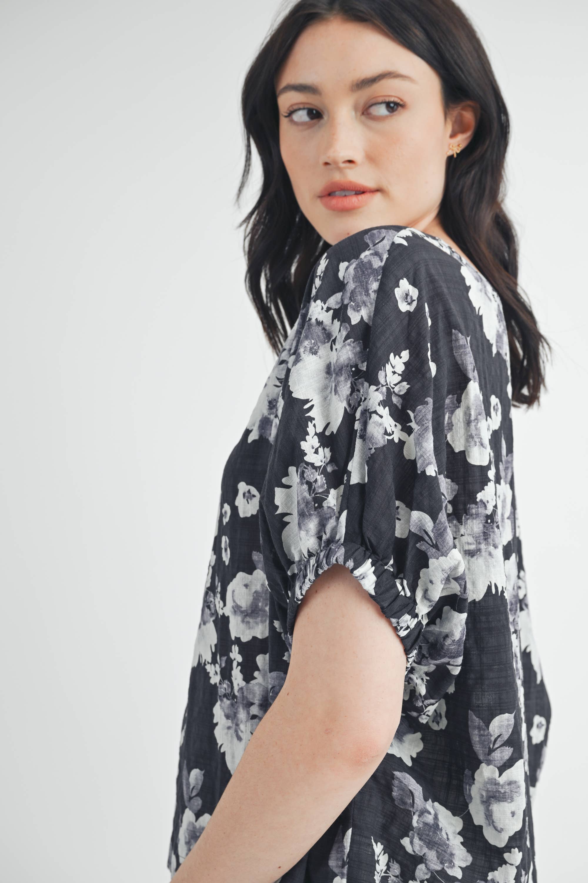 Black & White Floral Print Blouse